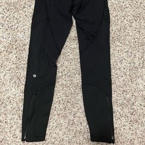 Lululemon fleece lined black tights